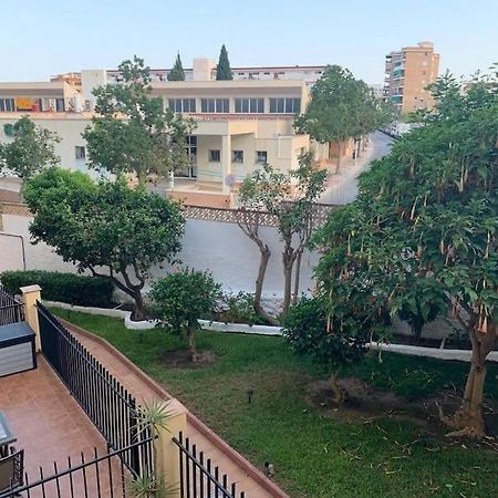 Апартаменти Apartamento En Carihuela Торремолінос Екстер'єр фото