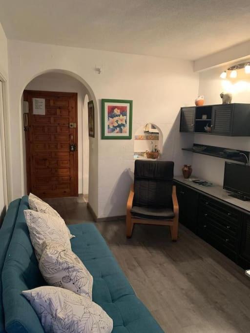 Апартаменти Apartamento En Carihuela Торремолінос Екстер'єр фото